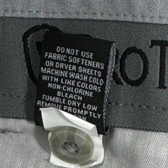 PRO TOUR Men's Golf Shorts Gray Polyester Stretch Pockets Belt Loops Size 42 - Picture 8 of 9